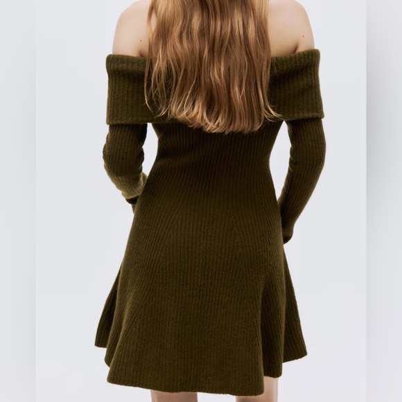 H&M•RIB-KNIT OFF-THE-SHOULDER DRESS•Size S•Khaki Green•NWT - Picture 2 of 6